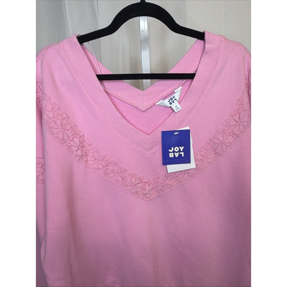 JoyLab Pink Crochet Trim V Neck Pullover Sweatshirt Size Medium - Picture 8 of 10